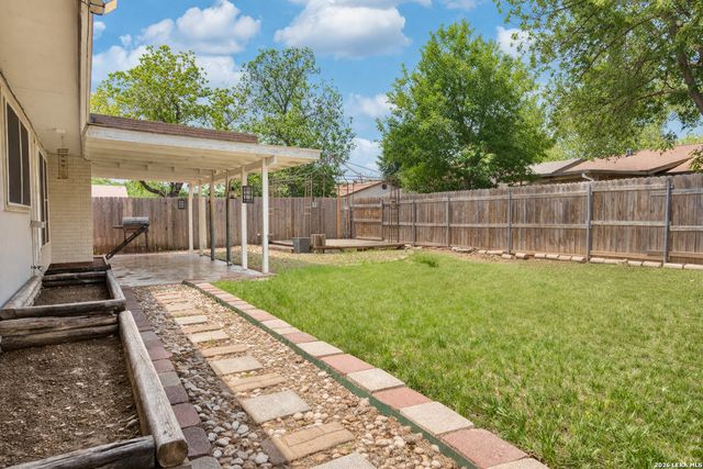 8823 Timber Park, San Antonio, TX 78250