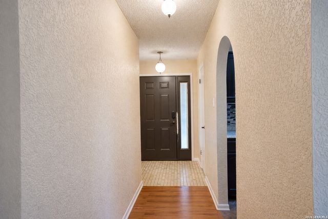 8823 Timber Park, San Antonio, TX 78250