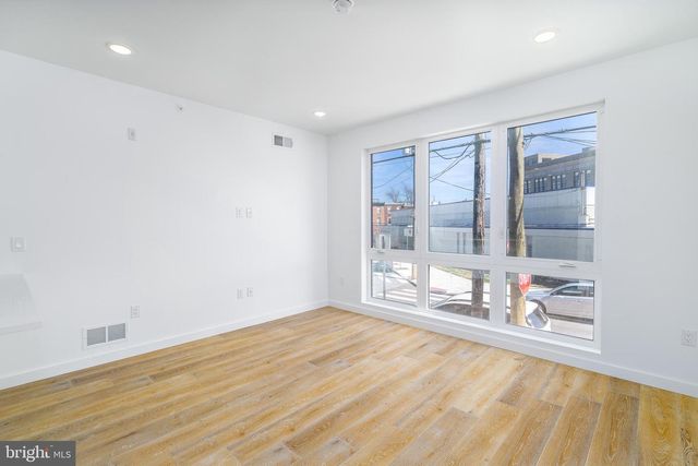 1729 FRANCIS ST, Philadelphia, PA 19130