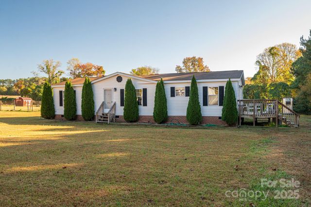866 Marys Grove Road, Cherryville, NC 28021