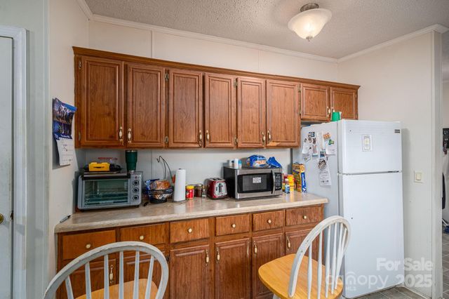 866 Marys Grove Road, Cherryville, NC 28021