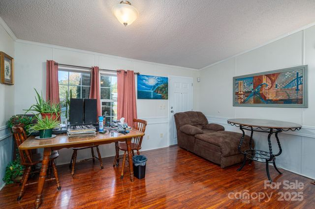 866 Marys Grove Road, Cherryville, NC 28021