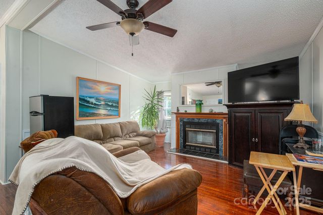 866 Marys Grove Road, Cherryville, NC 28021