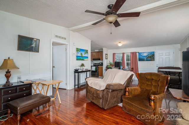 866 Marys Grove Road, Cherryville, NC 28021