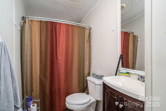 866 Marys Grove Road, Cherryville, NC 28021