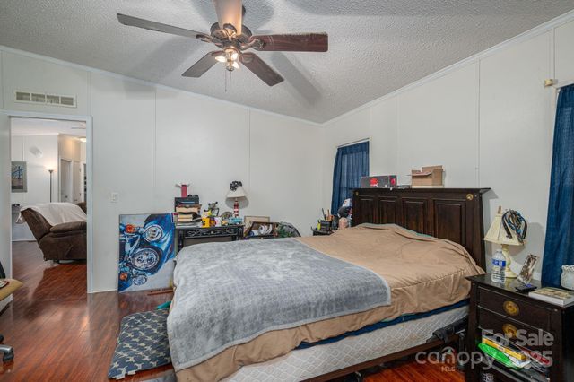 866 Marys Grove Road, Cherryville, NC 28021