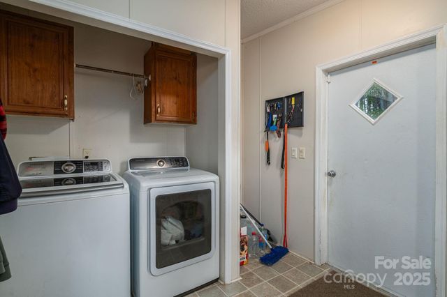 866 Marys Grove Road, Cherryville, NC 28021