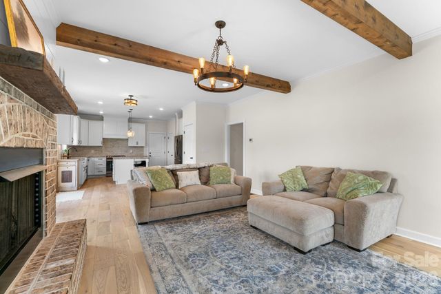 4791 Cooper Road, Clemmons, NC 27012