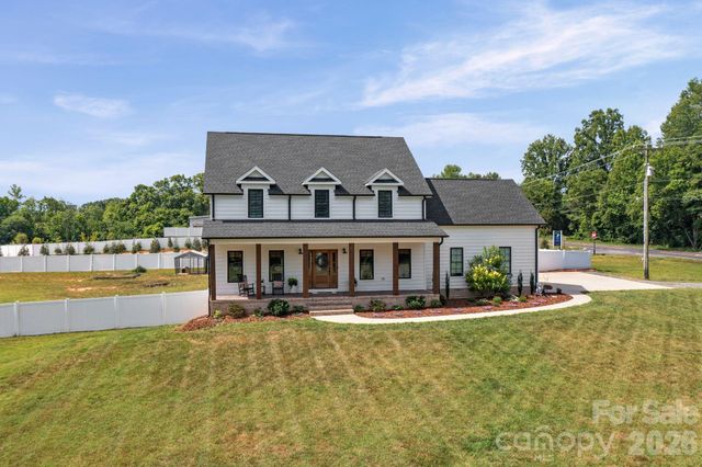 4791 Cooper Road, Clemmons, NC 27012