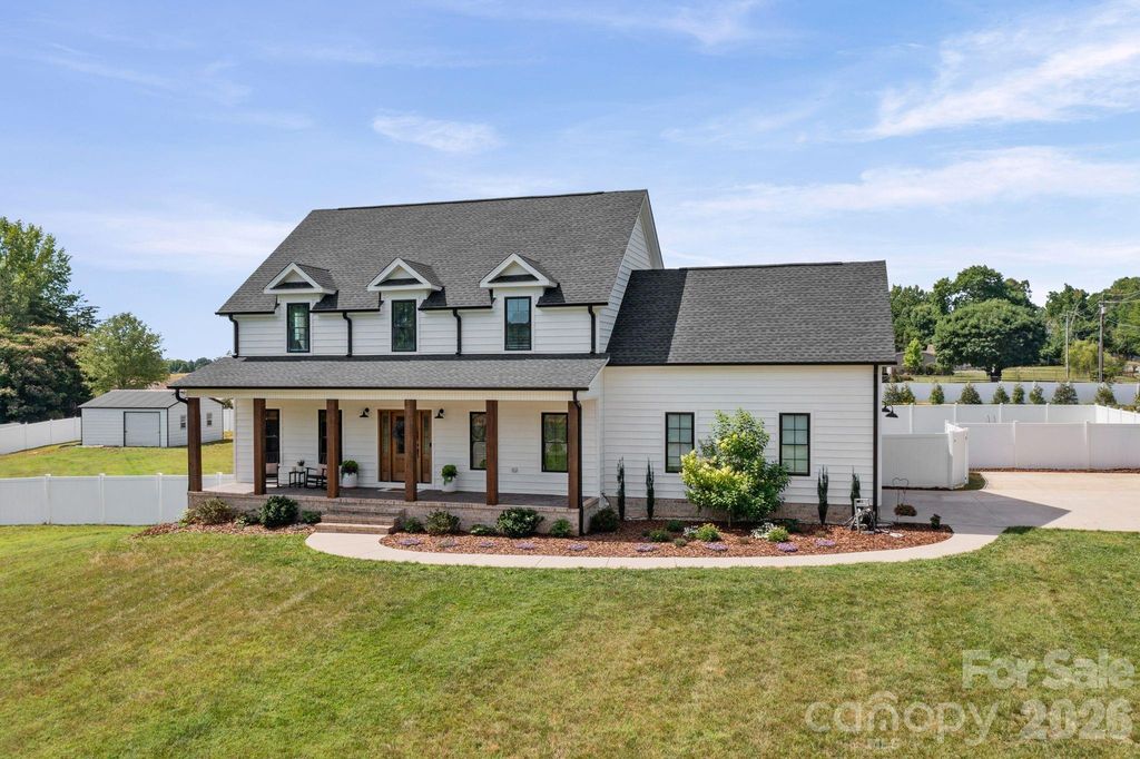 4791 Cooper Road, Clemmons, NC 27012