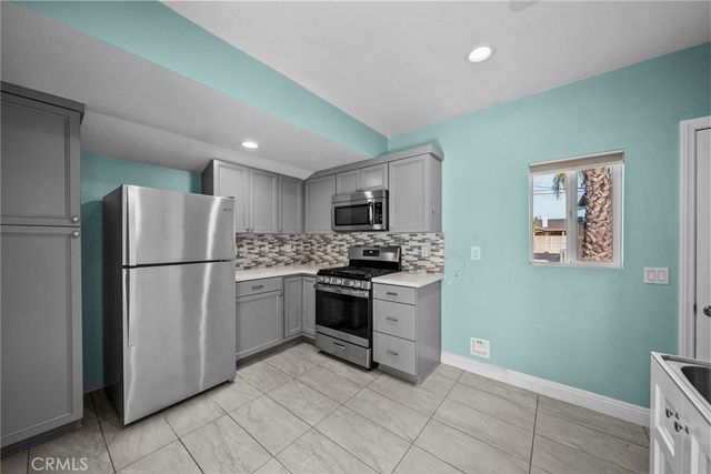 8627 Bothwell, Northridge, CA 91324