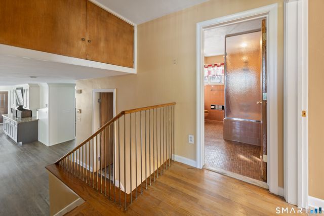 25 Morningside Drive, Ansonia, CT 06401