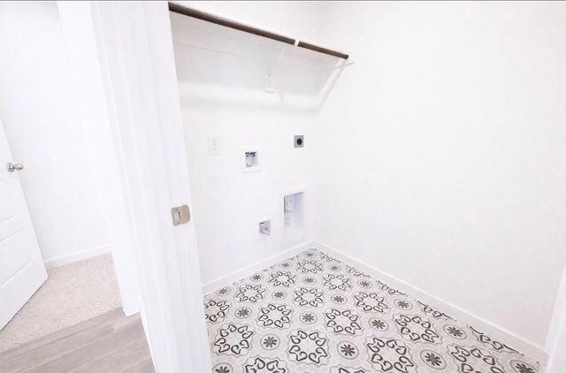 8315 Amber Summit Lane, Angleton, TX 77515