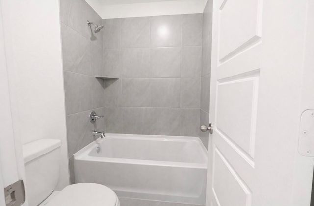 8315 Amber Summit Lane, Angleton, TX 77515