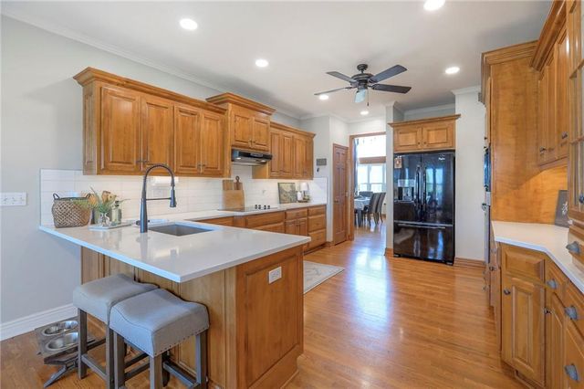 1602 SW TIMBERLINE Road, Oak Grove, MO 64075