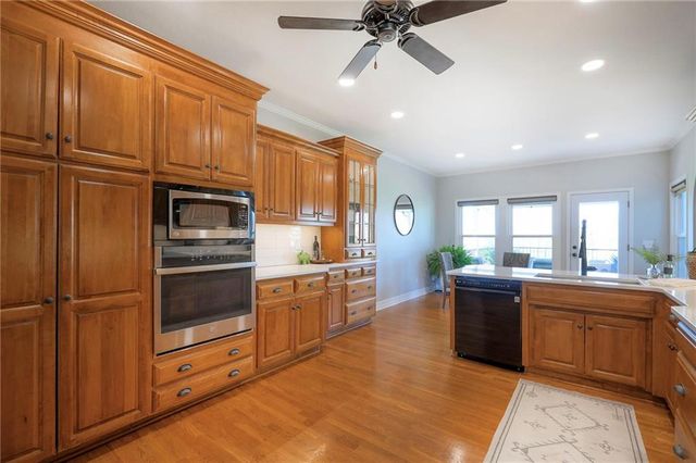 1602 SW TIMBERLINE Road, Oak Grove, MO 64075