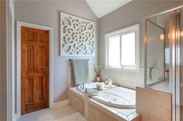 1602 SW TIMBERLINE Road, Oak Grove, MO 64075