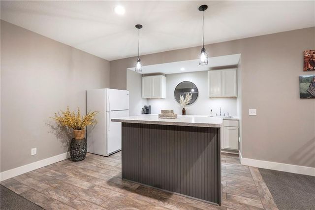 1602 SW TIMBERLINE Road, Oak Grove, MO 64075