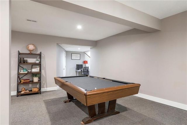1602 SW TIMBERLINE Road, Oak Grove, MO 64075