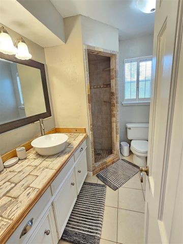 17911 Beaver Creek Drive, Houston, TX 77090