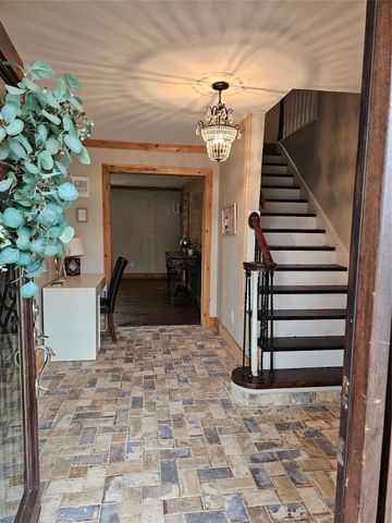 17911 Beaver Creek Drive, Houston, TX 77090
