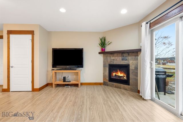 887 Hanson Street, Bozeman, MT 59718