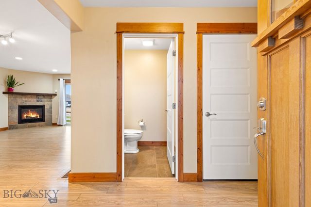 887 Hanson Street, Bozeman, MT 59718