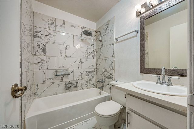 6444 Addely Drive, Las Vegas, NV 89108