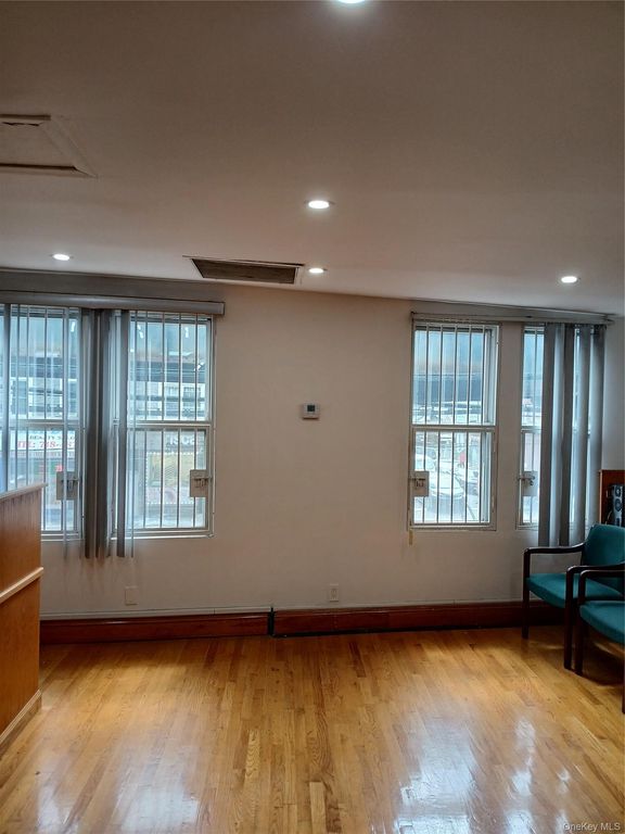 107-29 Liberty Avenue 2, Ozone Park, NY 11417 — exterior