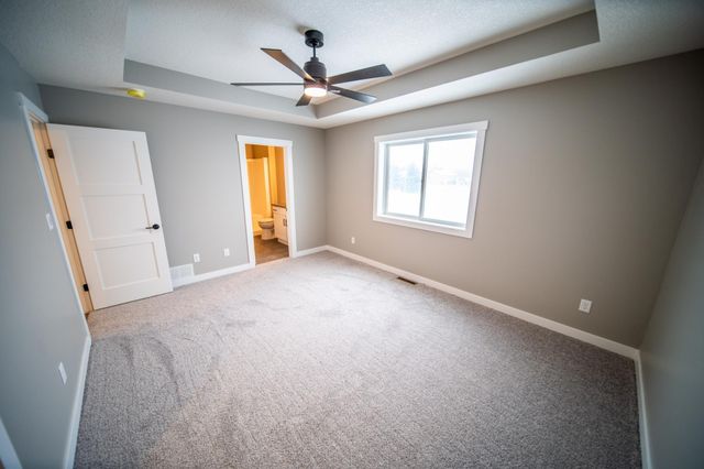 809 5th Avenue NW, Dodge Center, MN 55927