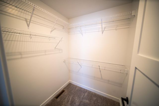 809 5th Avenue NW, Dodge Center, MN 55927