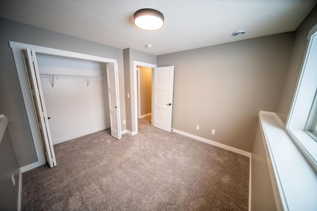 809 5th Avenue NW, Dodge Center, MN 55927