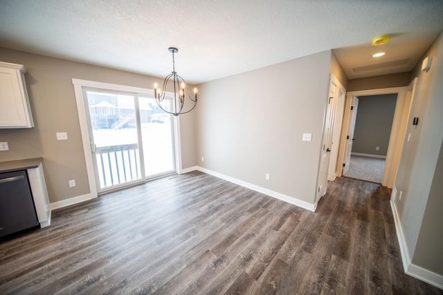 809 5th Avenue NW, Dodge Center, MN 55927