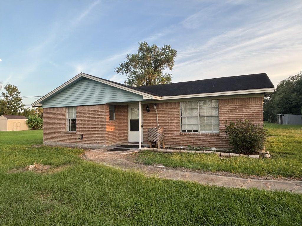 11831 Fm 1764 Road, Santa Fe, TX 77510
