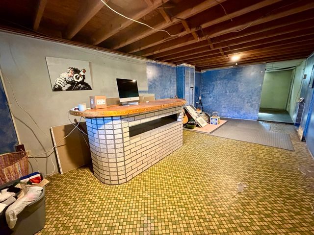 82 Walnut St, Oxford, MA 01540