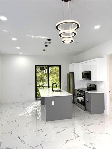 914 Sunrise BLVD, Lehigh Acres, FL 33974