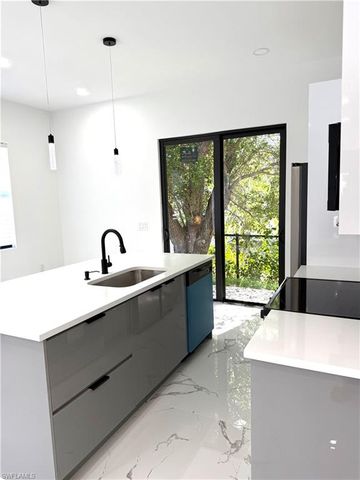 914 Sunrise BLVD, Lehigh Acres, FL 33974