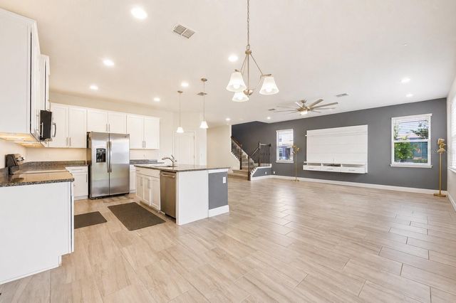 4424 SILVER CREEK STREET, Kissimmee, FL 34744