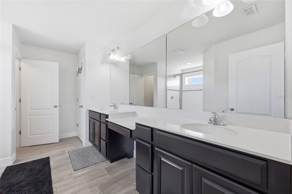 Image 18 of property listing at 4424 SILVER CREEK STREET, Kissimmee, FL 34744