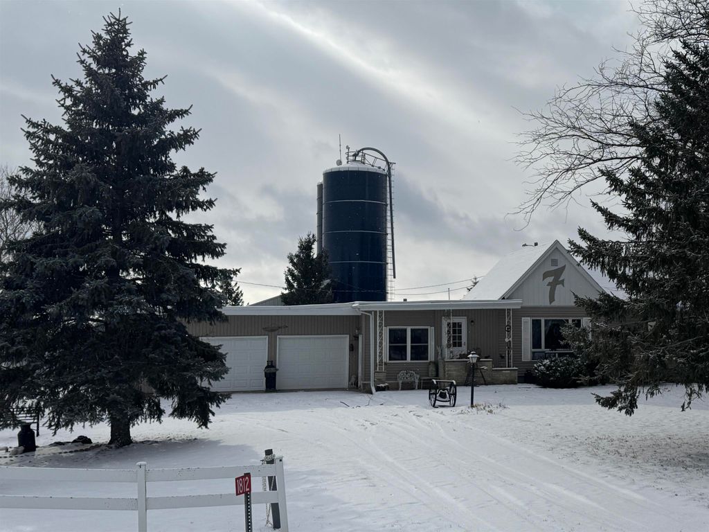 1812 Timber Ave. Avenue, Charles City, IA 50616