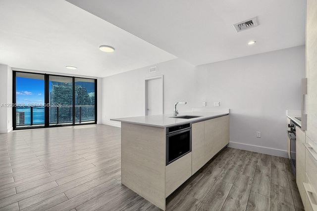 1300 S Miami Avenue 3502, Miami, FL 33130