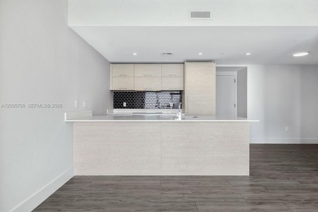 1300 S Miami Avenue 3502, Miami, FL 33130