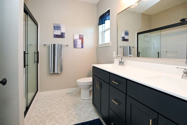 1807 Wycliffe Court SW, Cedar Rapids, IA 52404