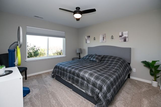 1807 Wycliffe Court SW, Cedar Rapids, IA 52404