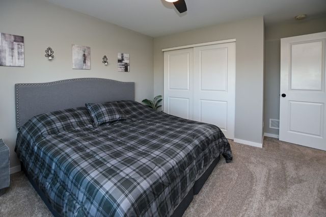 1807 Wycliffe Court SW, Cedar Rapids, IA 52404