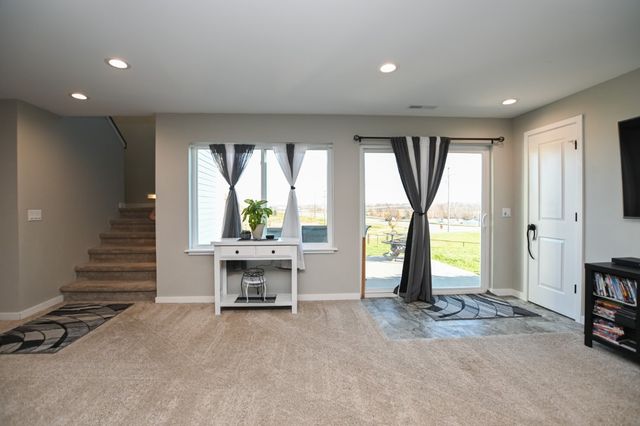 1807 Wycliffe Court SW, Cedar Rapids, IA 52404