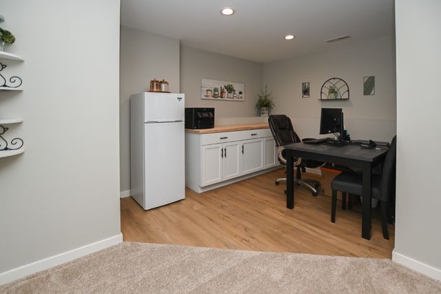 1807 Wycliffe Court SW, Cedar Rapids, IA 52404