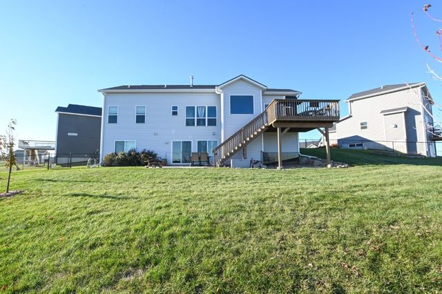 1807 Wycliffe Court SW, Cedar Rapids, IA 52404