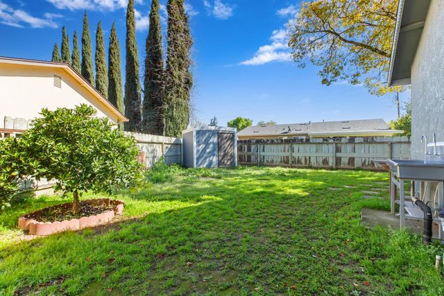 642 Wanzia Ct, Patterson, CA 95363