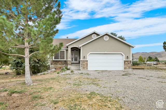 13585 N 10000 W, Tremonton, UT 84337